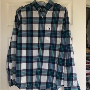 LOT of 4–American Eagle Mens shirts